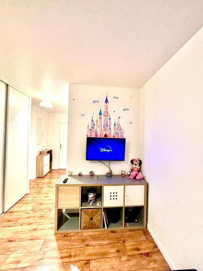 5 Min From Disneyland Cozy Retreat Apartment Montévrain Exterior foto